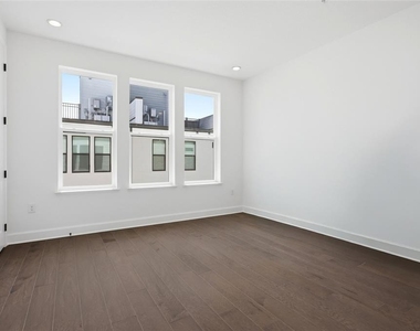 2130 Whitney Marsh Alley - Photo Thumbnail 22