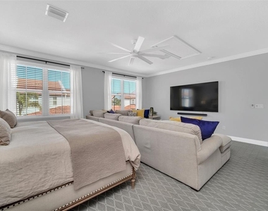 8878 Bismarck Palm Drive - Photo Thumbnail 33