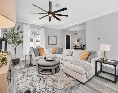 8878 Bismarck Palm Drive - Photo Thumbnail 10