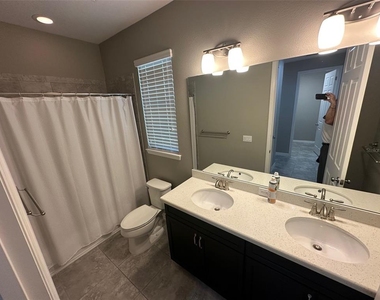 14212 Sunridge Boulevard - Photo Thumbnail 15