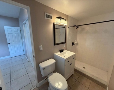 4008 Montrose Court - Photo Thumbnail 9