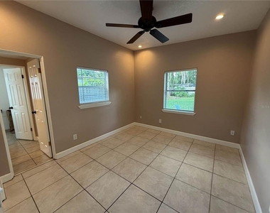 4008 Montrose Court - Photo Thumbnail 7