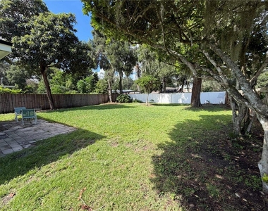 4008 Montrose Court - Photo Thumbnail 12