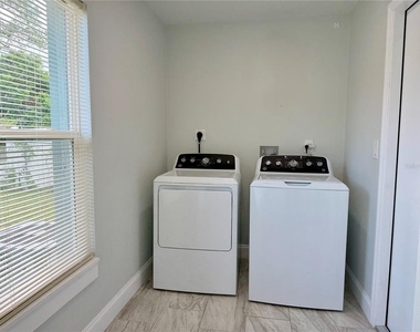 892 Rockhill Street - Photo Thumbnail 12