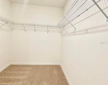 5610 Galloping Drive - Photo Thumbnail 16
