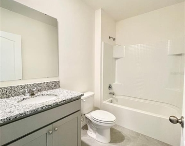 5610 Galloping Drive - Photo Thumbnail 13