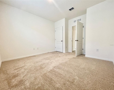 5610 Galloping Drive - Photo Thumbnail 22