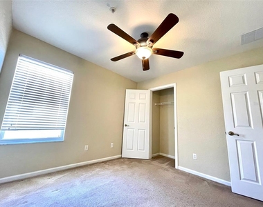 3602 Shallot Drive - Photo Thumbnail 17