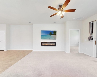 2542 Cliff Way - Photo Thumbnail 3