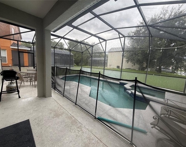 1675 Royal Ridge Drive - Photo Thumbnail 24