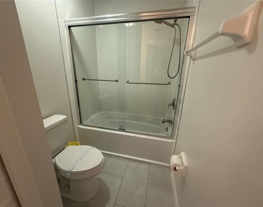 1675 Royal Ridge Drive - Photo Thumbnail 21