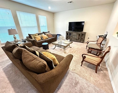 8636 Chilton Drive - Photo Thumbnail 12