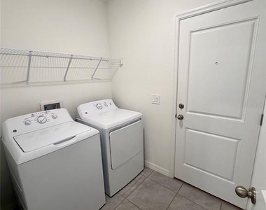 614 Cheval Lane - Photo Thumbnail 14
