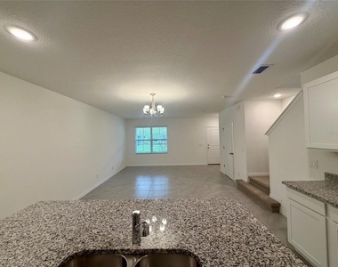 614 Cheval Lane - Photo Thumbnail 10