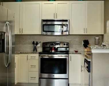2900 Edenshire Way - Photo Thumbnail 7