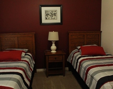 2900 Edenshire Way - Photo Thumbnail 13