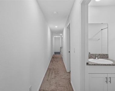 4226 Hillock Boulevard - Photo Thumbnail 28