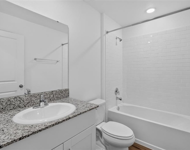 4226 Hillock Boulevard - Photo Thumbnail 30