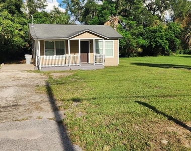 125 Goodrich Avenue - Photo Thumbnail 1