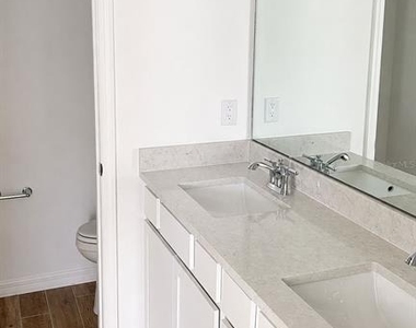 4544 Orchard View Alley - Photo Thumbnail 19