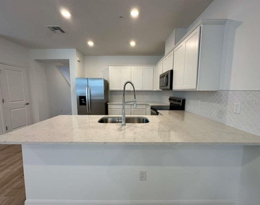 4544 Orchard View Alley - Photo Thumbnail 9