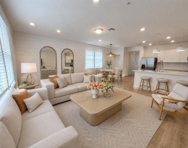 4544 Orchard View Alley - Photo Thumbnail 3