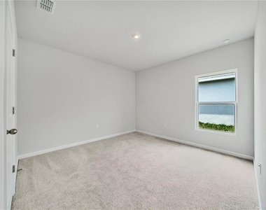 5736 Mast Avenue - Photo Thumbnail 16