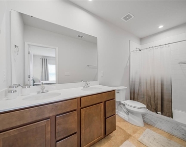 5736 Mast Avenue - Photo Thumbnail 14