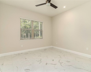 10152 Royal Island Court - Photo Thumbnail 16