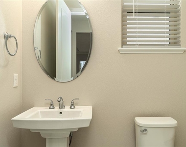 10152 Royal Island Court - Photo Thumbnail 11