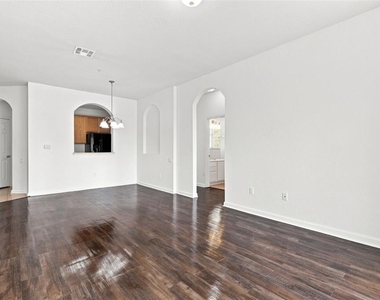 3326 Robert Trent Jones Drive - Photo Thumbnail 9