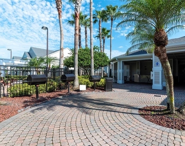 430 Southern Pecan Circle - Photo Thumbnail 25