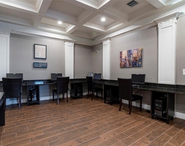 430 Southern Pecan Circle - Photo Thumbnail 22