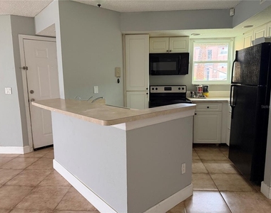 4658 Commander Drive - Photo Thumbnail 4