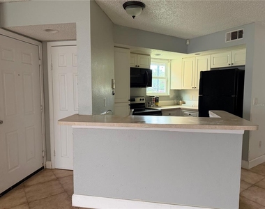 4658 Commander Drive - Photo Thumbnail 6