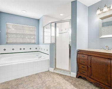14203 Vista Del Lago Boulevard - Photo Thumbnail 11