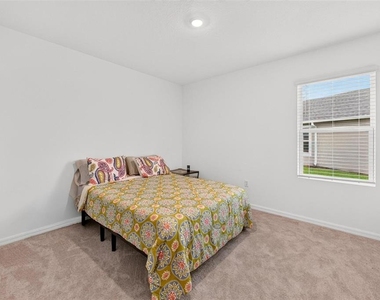 7412 Capstone Drive - Photo Thumbnail 14