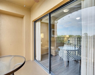 12544 Floridays Resort Drive - Photo Thumbnail 19