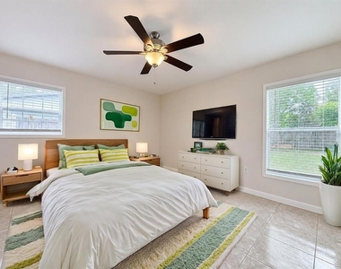 601 Catwood Drive - Photo Thumbnail 8