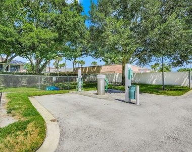 4224 Lake Underhill Road - Photo Thumbnail 34