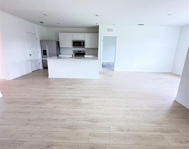 3542 Roden Road - Photo Thumbnail 15