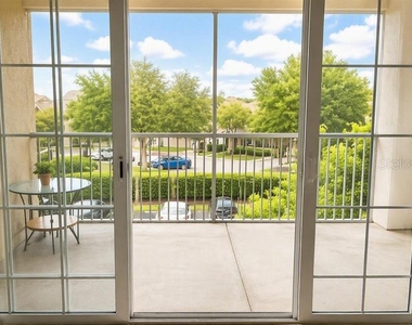 6412 Queens Borough Avenue - Photo Thumbnail 4