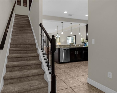 8118 Roseville Boulevard - Photo Thumbnail 21