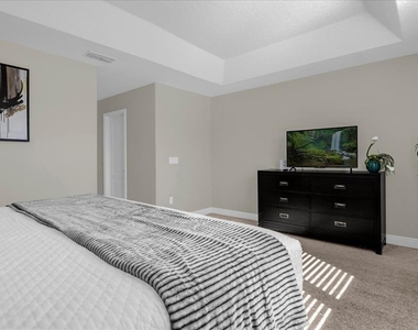8118 Roseville Boulevard - Photo Thumbnail 31