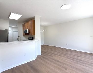 538 Bexley Drive - Photo Thumbnail 7