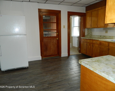 127 E Pine Street - Photo Thumbnail 7