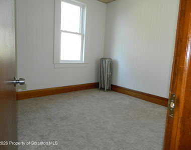 127 E Pine Street - Photo Thumbnail 10