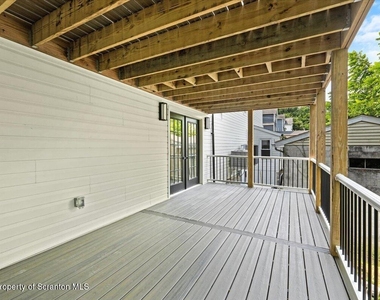 523 Meyers Street - Photo Thumbnail 45