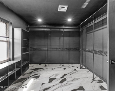 523 Meyers Street - Photo Thumbnail 27
