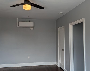 1458 Northampton Street - Photo Thumbnail 7